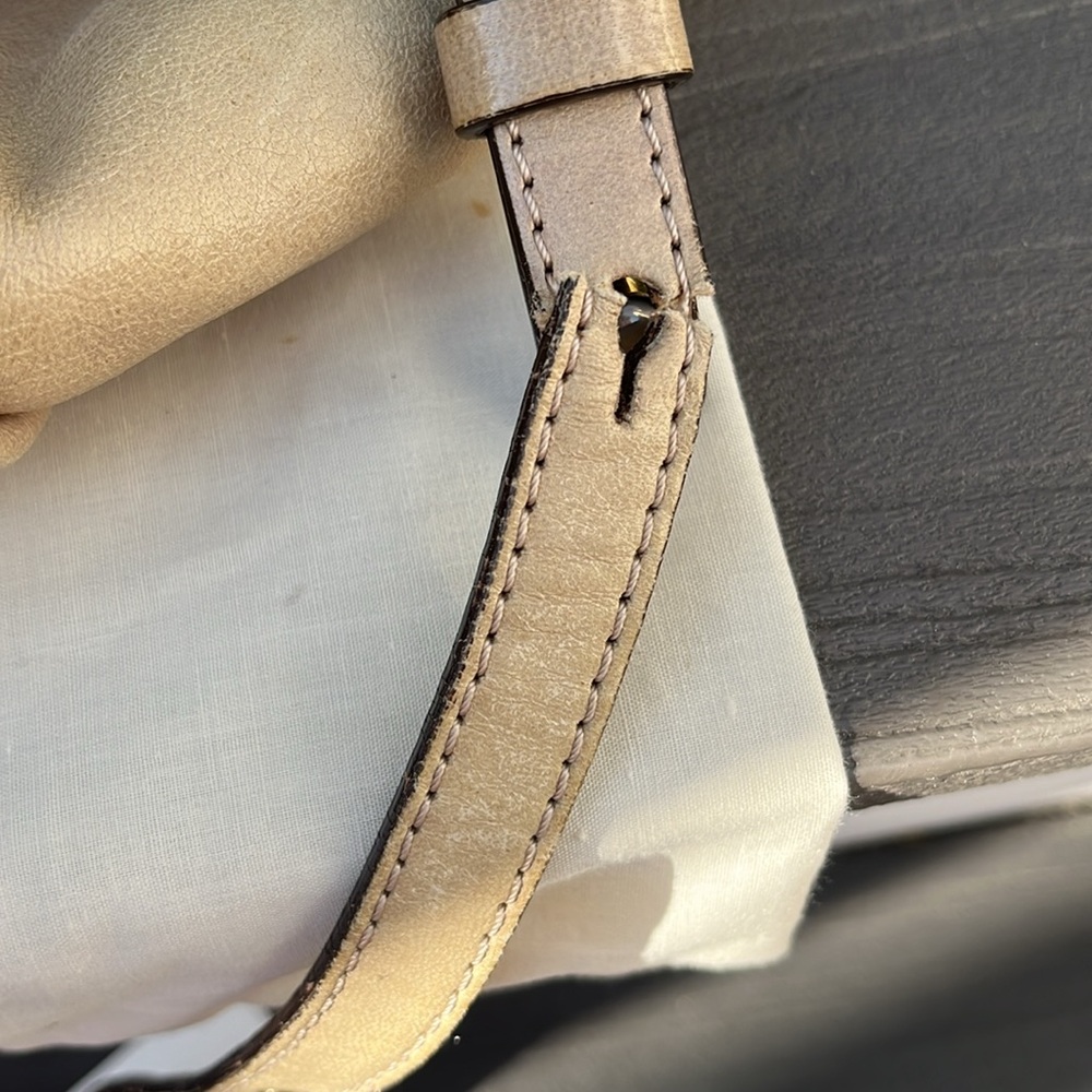 Chloé satchel bag in good used condition. Authenticity card is included. - Picture 7 of 16